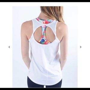 NWT ZYIA white twist tank